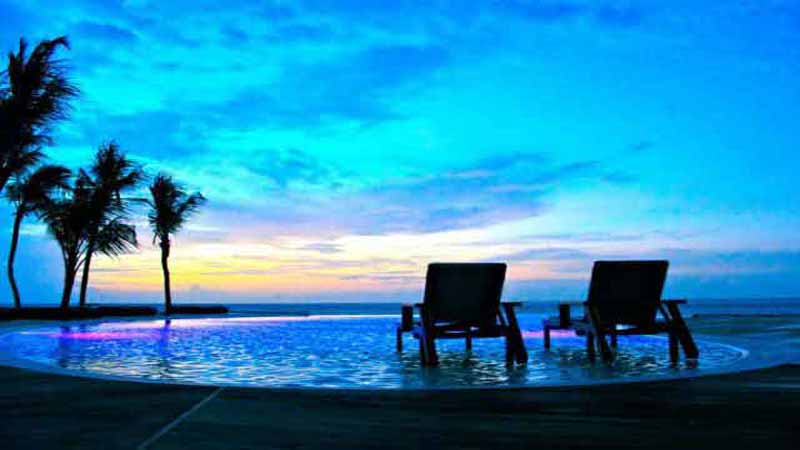 Komandoo Island Resort